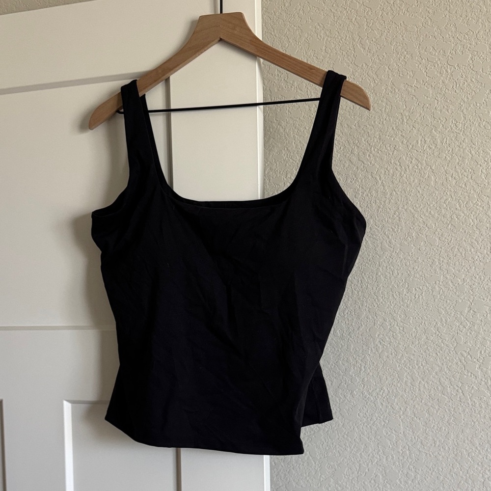 Elegant Black Women's Tank Top